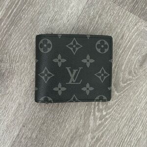 Louis Vuitton Gray Monogram Card Holder